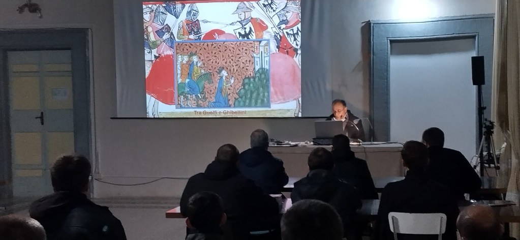 Italia - Conferencia de la vida de Santa Rosa de Viterbo en el Seminario Mayor por el Dr. Stefano Aviani