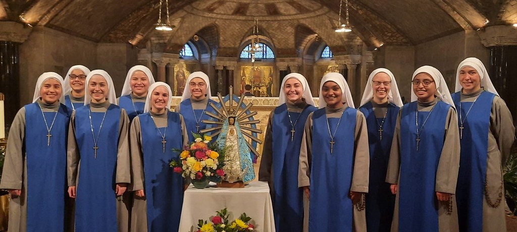 Estados Unidos - Toma de hábito