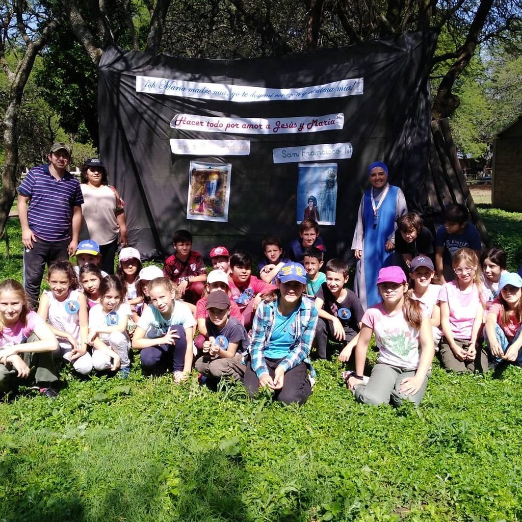 Argentina - Campamento en el Colegio de Villa Mercedes