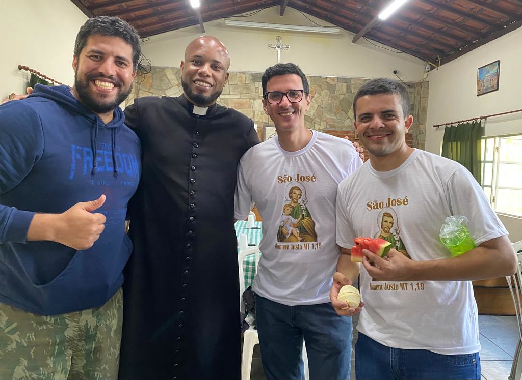 Brasil - Retiro de Hombres en la Parroquia Santo Expedito y Nuestra Señora Aparecida