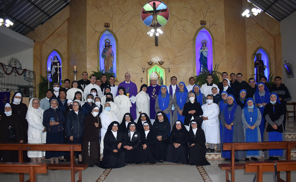 Ecuador - Festejos navideños con los religiosos de la Diócesis