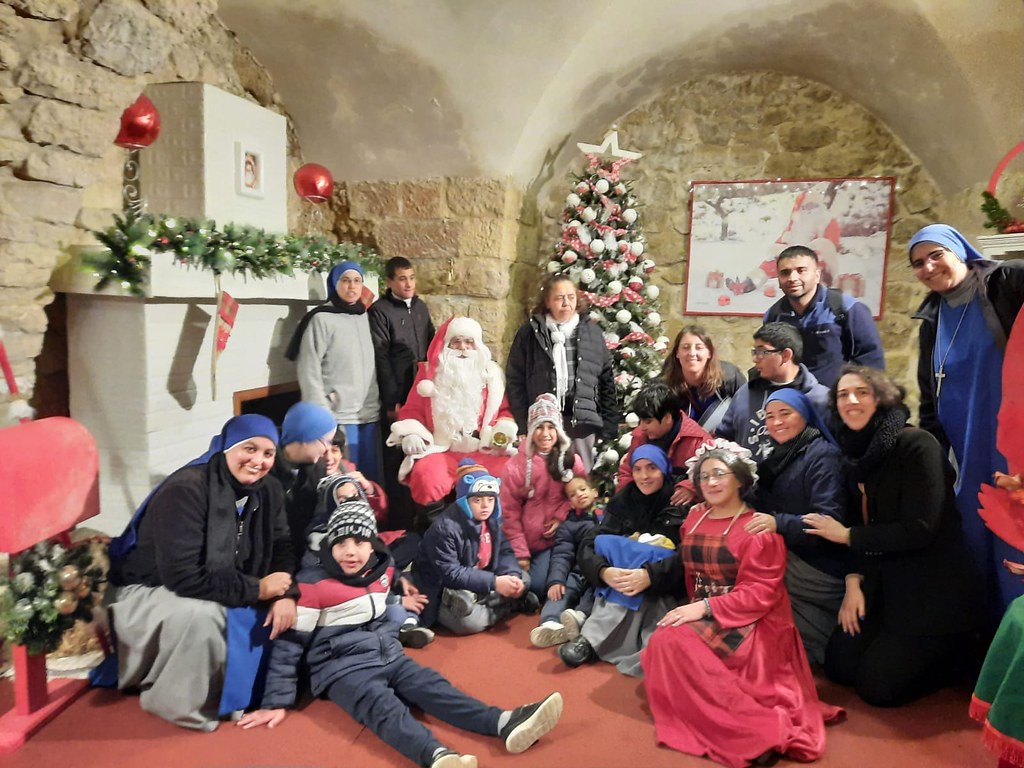 Belén - Actividades con los niños del Hogar Niño Dios