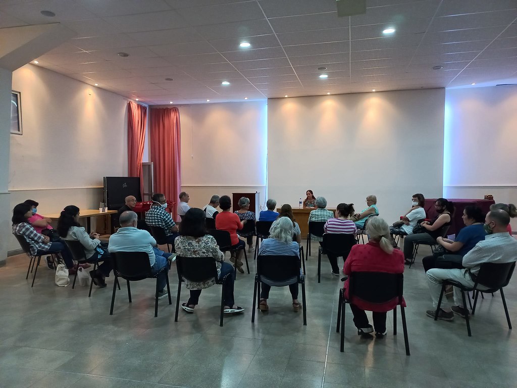 Argentina - Reunión de los adoradores de la Parroquia San Maximiliano Kolbe