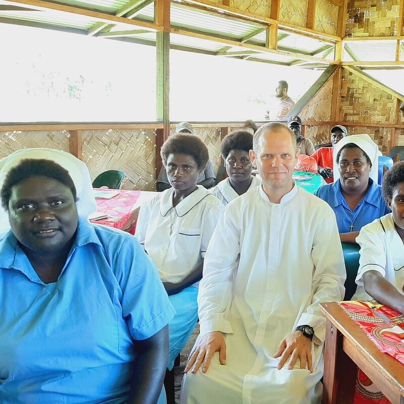 Papúa - Curso de formación para catequistas y religiosas