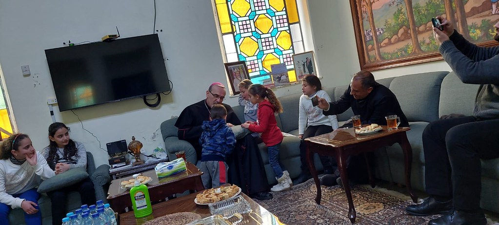 Jordania - Visita del Patriarca Pier Battista Pizzaballa al Hogar de Anjara