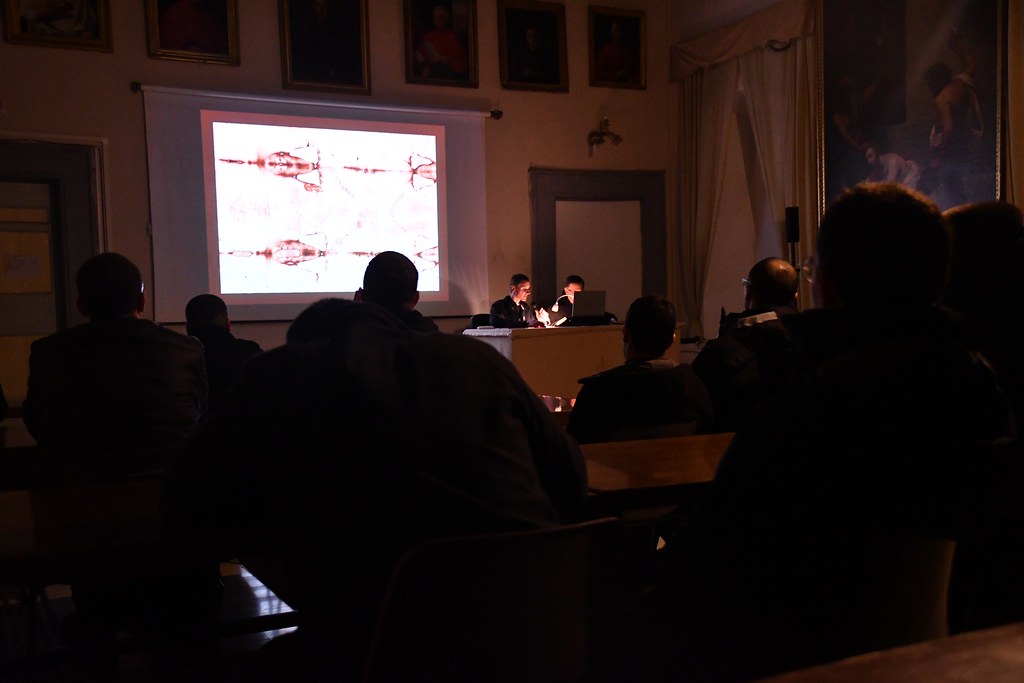 Italia - Mensual de la Sábana Santa en el Seminario Mayor