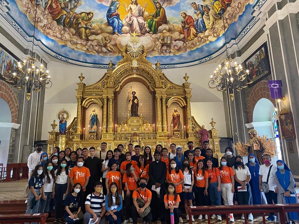 Filipinas - Visita Iglesias con las Voces del Verbo