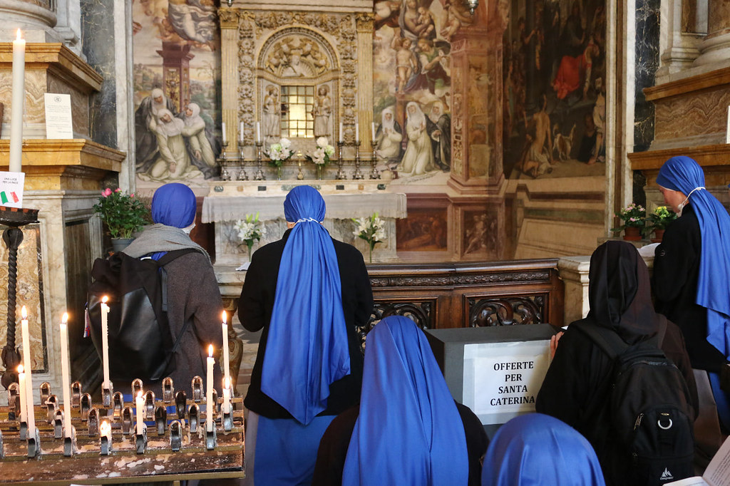 Italia - Peregrinación de las estudiantes a Siena