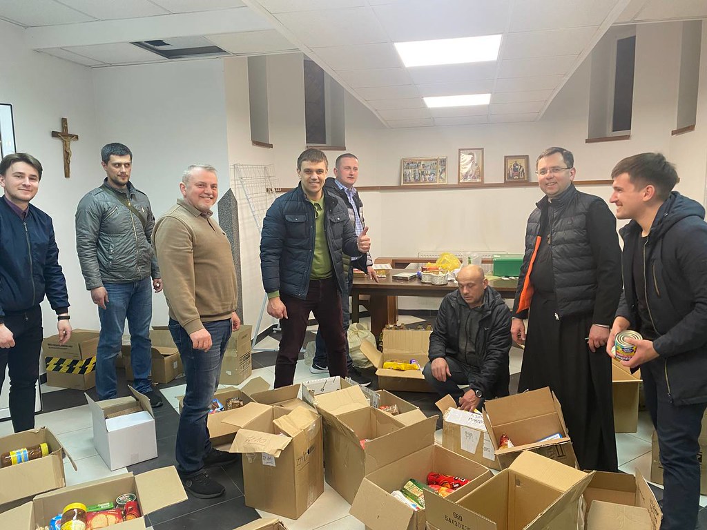 Ucrania - Voluntarios en la Parroquia Santos Cirilo y Metodio