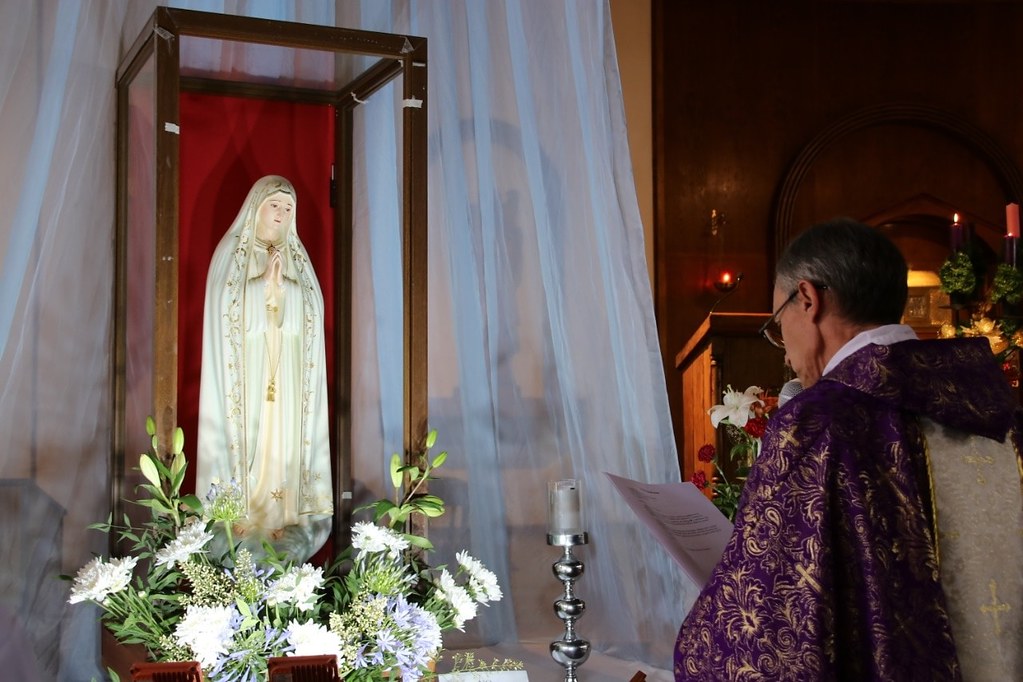 Chile - Llegada y coronación de la imagen de la Virgen de Fátima en la Parroquia Jesús el Buen Pastor