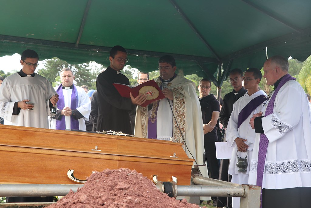 Brasil - Velorio y entierro del P. Marcos Juan, IVE