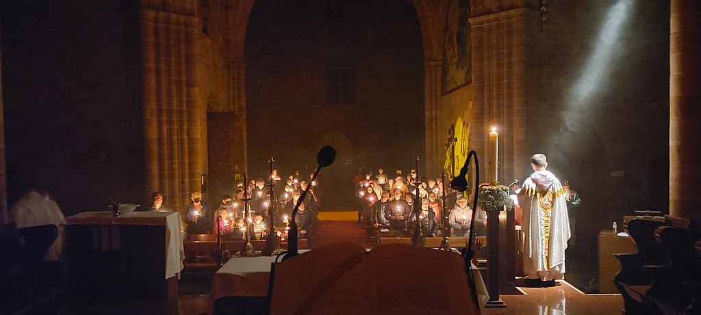 España - Vigilia Pascual en Valvanera