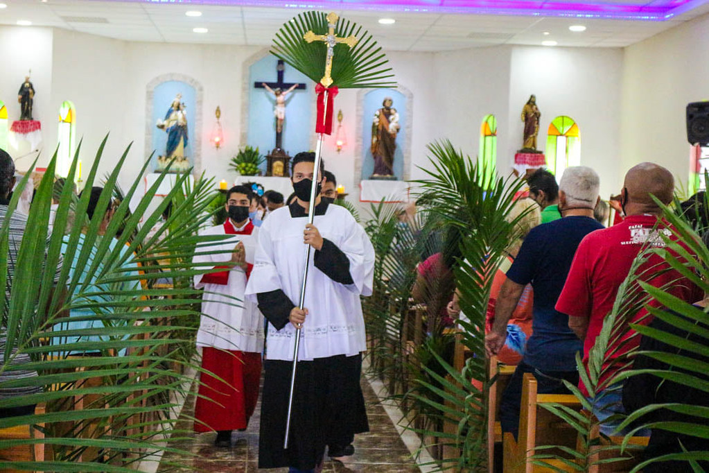 Brasil - Domingo de Ramos en la Parroquia Nuestra Señora del Buen Viaje