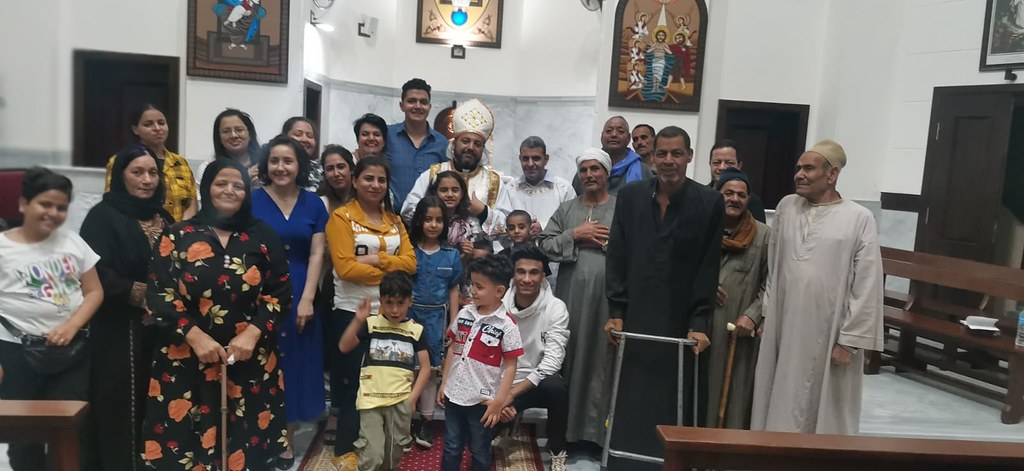 Egipto - Solemnidad de la Resurrección Jesucristo en rito copto en Ibni Betak