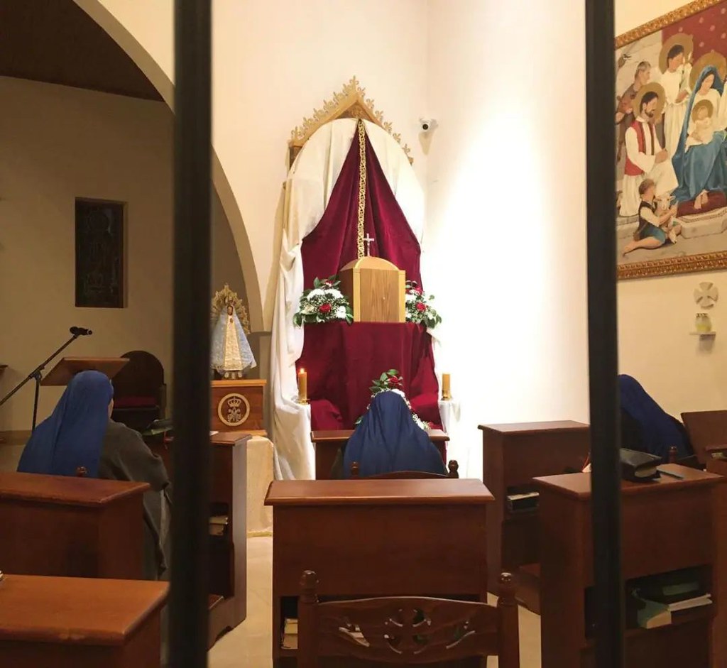 Albania - Jueves Santo en el Monasterio San José