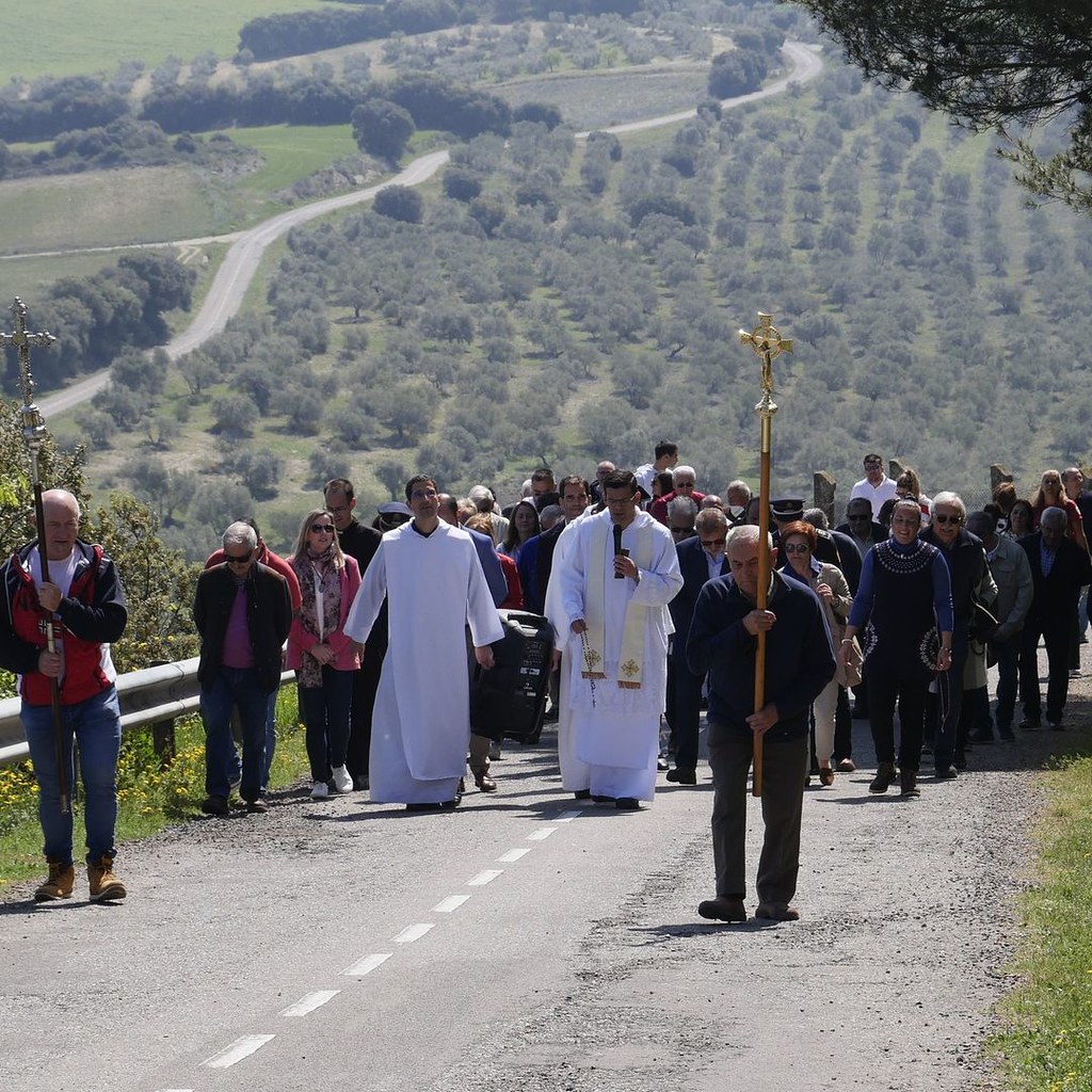 España - Comienzo de la Romerías en El Pueyo