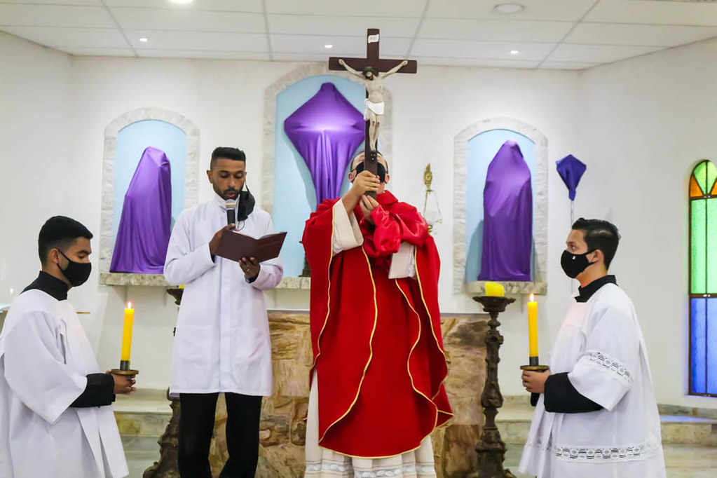 Brasil - Viernes Santo en la Parroquia Nuestra Señora del Buen Viaje