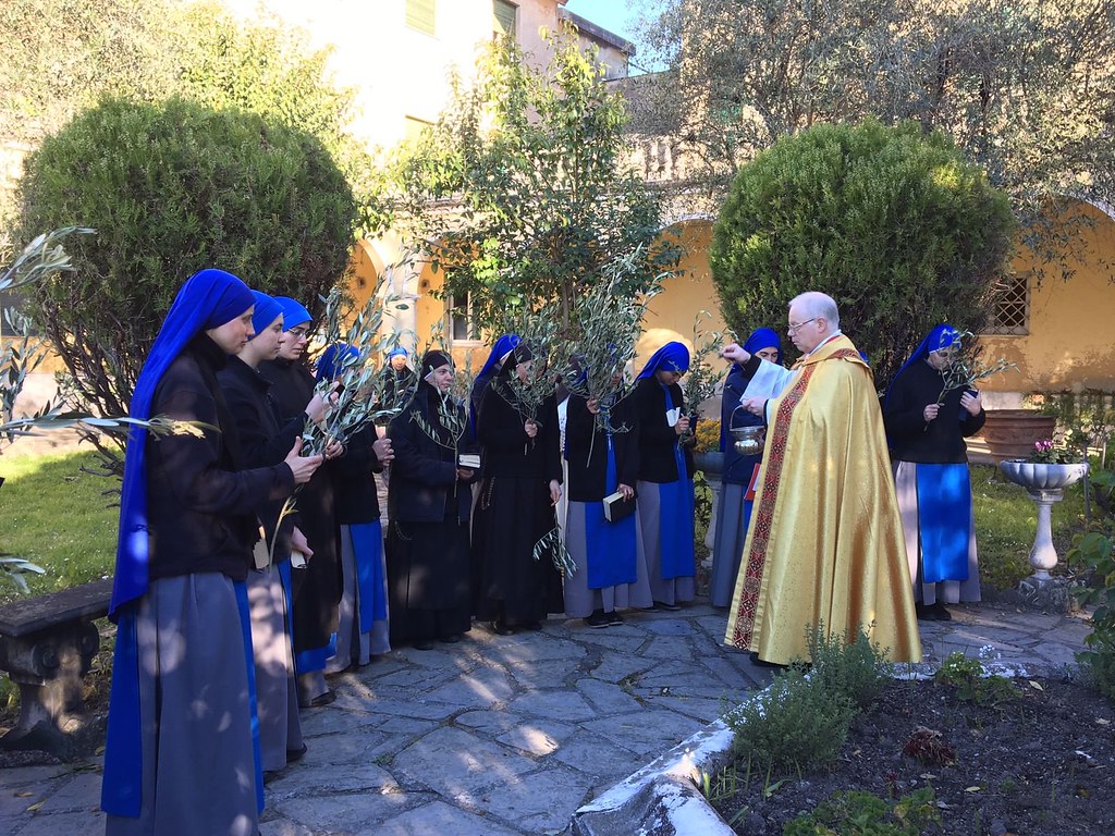 Italia - Domingo de Ramos en el Monasterio de Génova