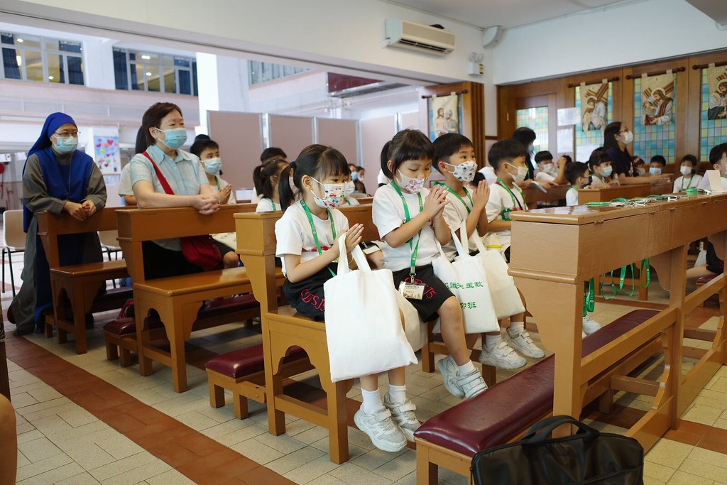Macau - Apostolado en la escuela
