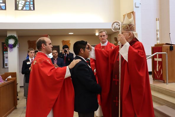 Estados Unidos - Confirmación de algunos Seminaristas Menores en Mankato