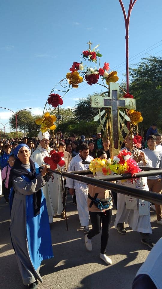 Argentina - peregrinación de 500 jóvenes a la Cruz de Matará