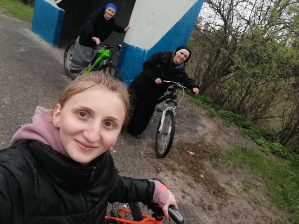 Rusia - peregrinación a la Virgen de Zhadovskaia