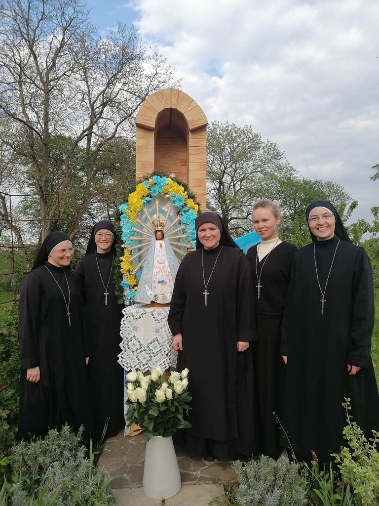 Ucrania - Fiesta de la Virgen de Luján en el Monasterio