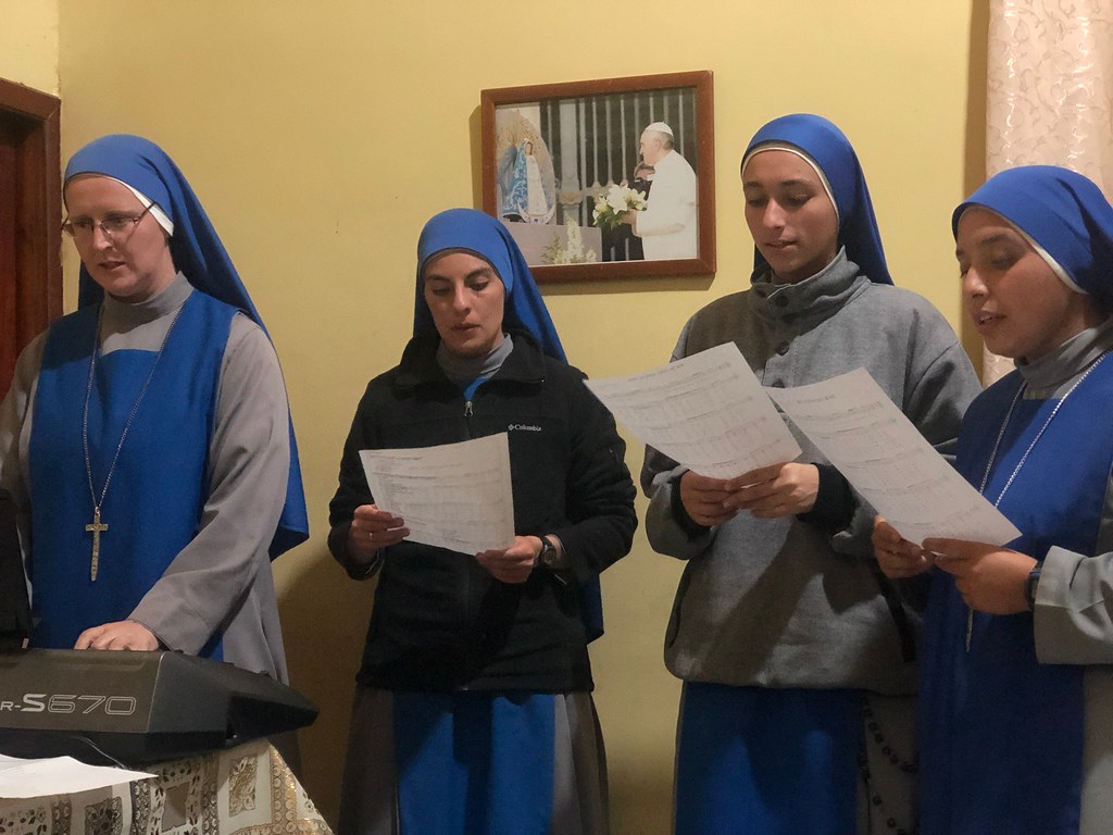 Ecuador - Convivium en honor de la Virgen de Luján