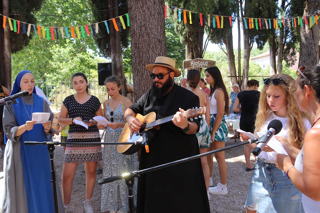 Francia - Feria Parroquial en Le Luc et Du Cannet