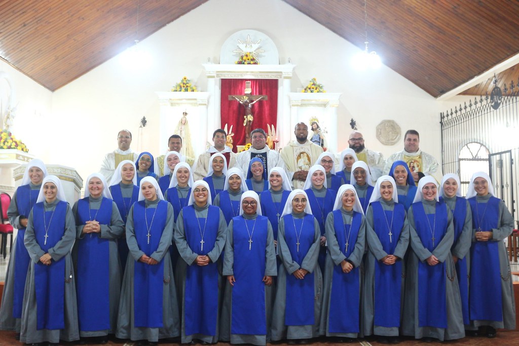 Brasil - Toma de hábito de 22 novicias