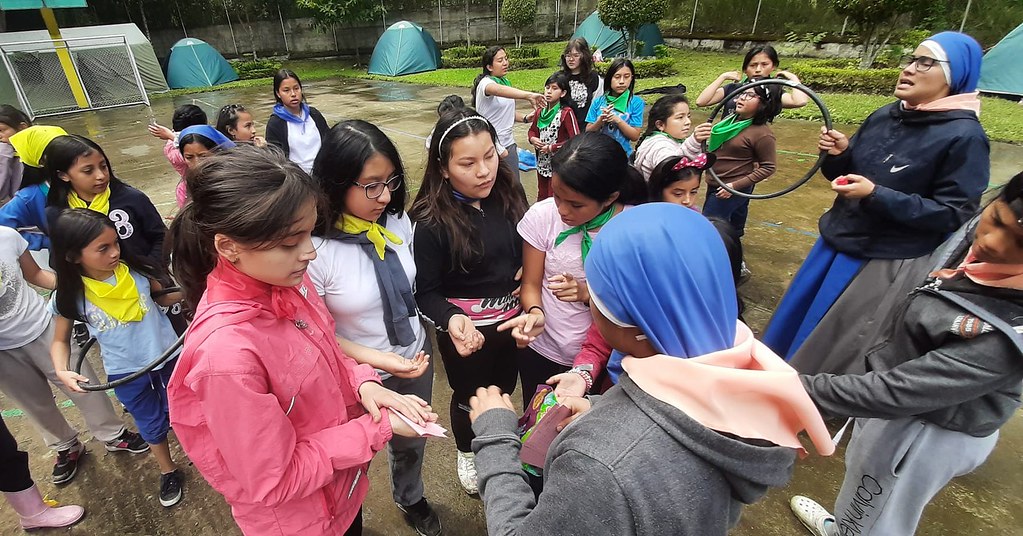 Ecuador - Campamento de niñas en Vilcabamba