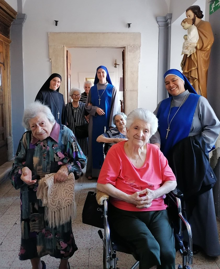 Italia - Visita del Nuevo Obispo Mons. Stefan Russo al Hogar de Ancianos "Opera Pia"