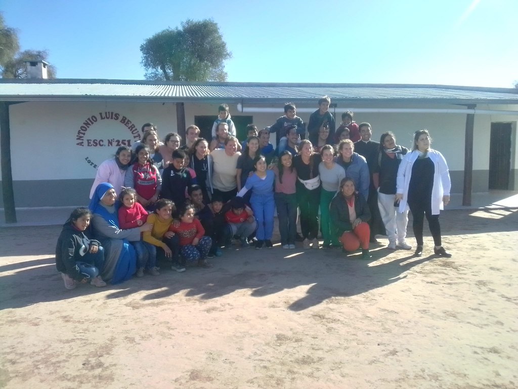 Argentina - Misión médica de los jóvenes del grupo FOCUS en Los Juríes