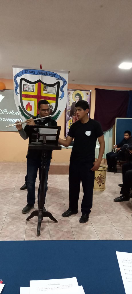 Ecuador - Juegos Florales en el Seminario Menor