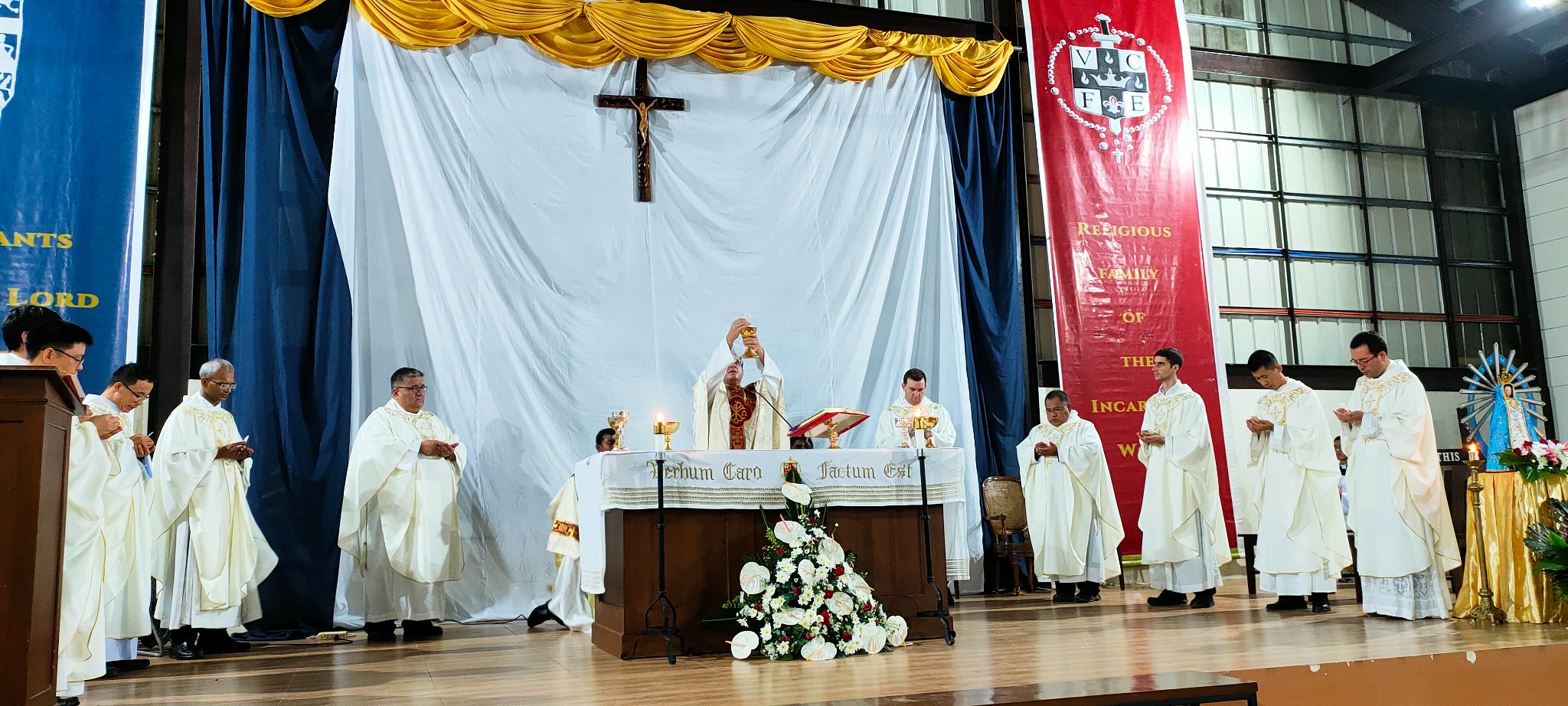 Filipinas - Solemnidad de la Transfiguración en el Seminario Mayor