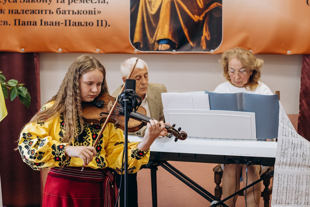 Ucrania - Fiesta de la Natividad de María en el Monasterio Santa Sofia