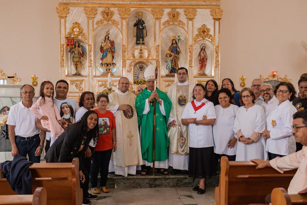 Brasil - Consagración del Nuevo Altar en la Parroquia San José de Anchieta