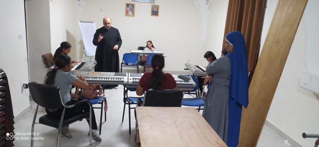 Gaza - Clase sde órgano con el P. Gabriel Romanelli