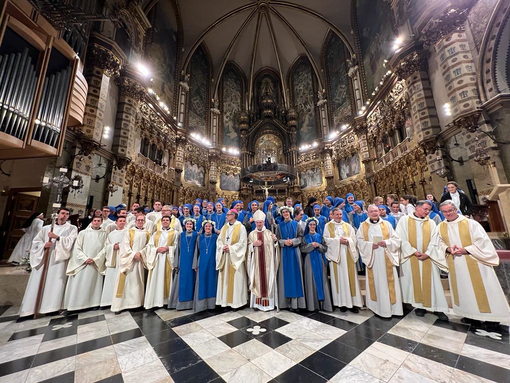 España - Votos Perpetuos y Primeros Votos en el Santuario de Montserrat