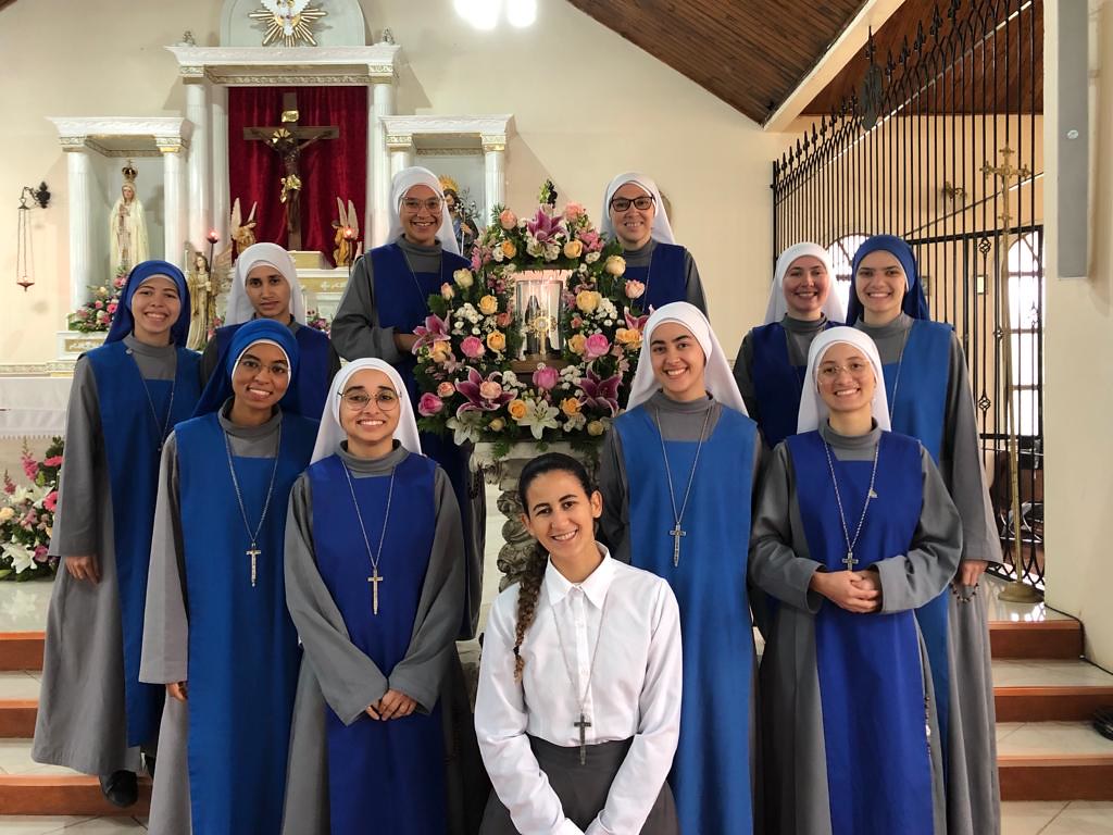 Brasil - Fiesta de Santa Teresa del Niño Jesús, Patrona del Noviciado Contemplativo