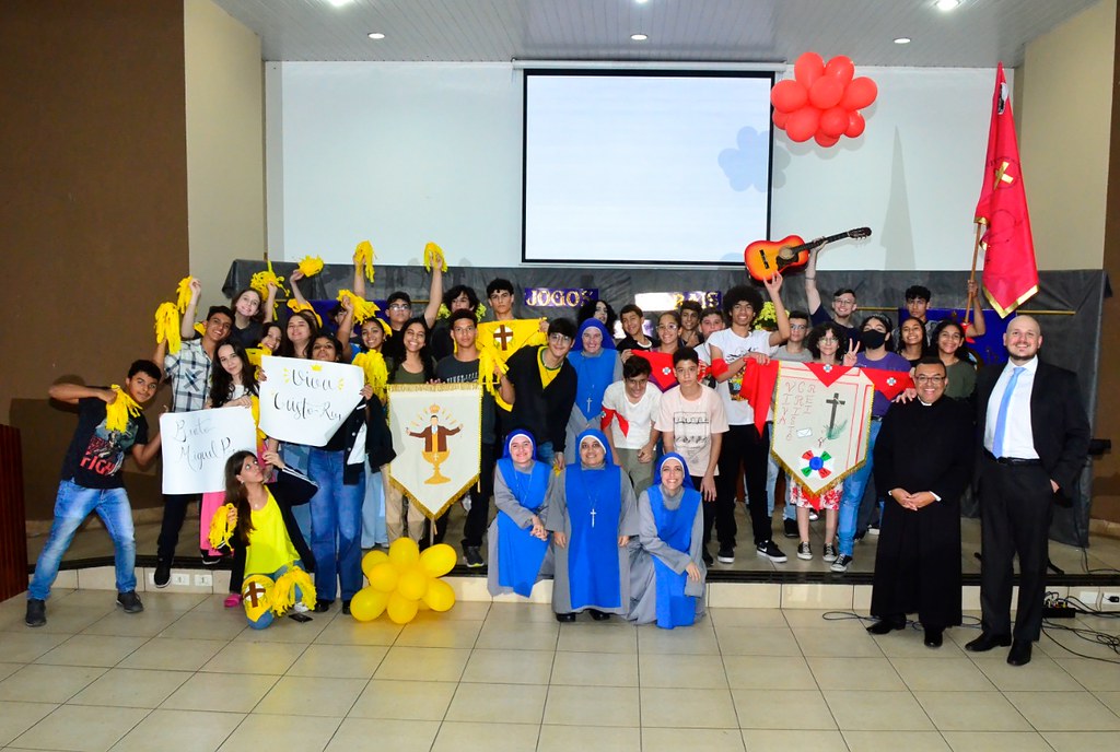 Brasil - Primeros Juegos Florales en la Parroquia San Francisco de Asís en Presidente Prudente