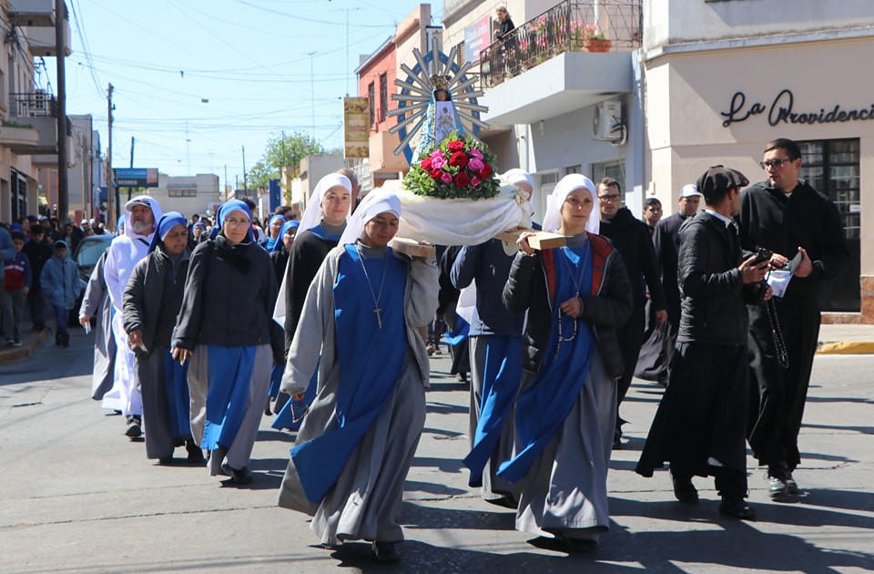 Argentina - Peregrinación de la Familia Religiosa a la Basílica de Luján