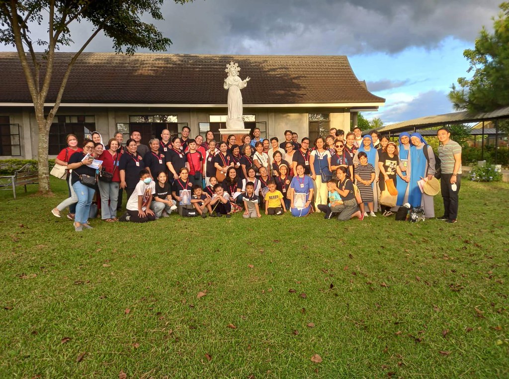 Filipinas - Grupo Sagrado Corazón