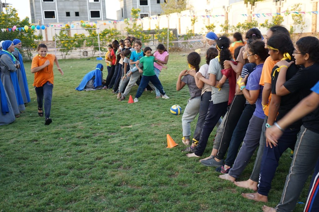 Egipto - Festejos y juegos de la fiesta de San Juan Pablo II en la Ciudad de la Caridad
