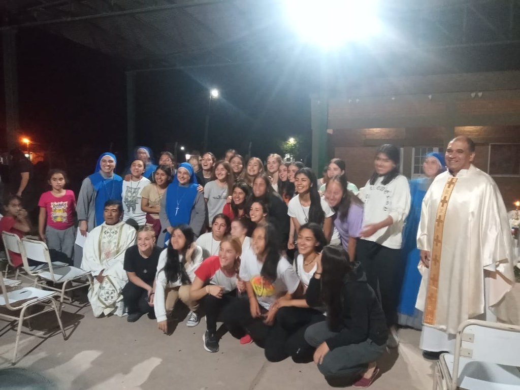 Argentina - Cierre de la Misión Popular con las alumnas de Isabel la Católica en Los Juríes