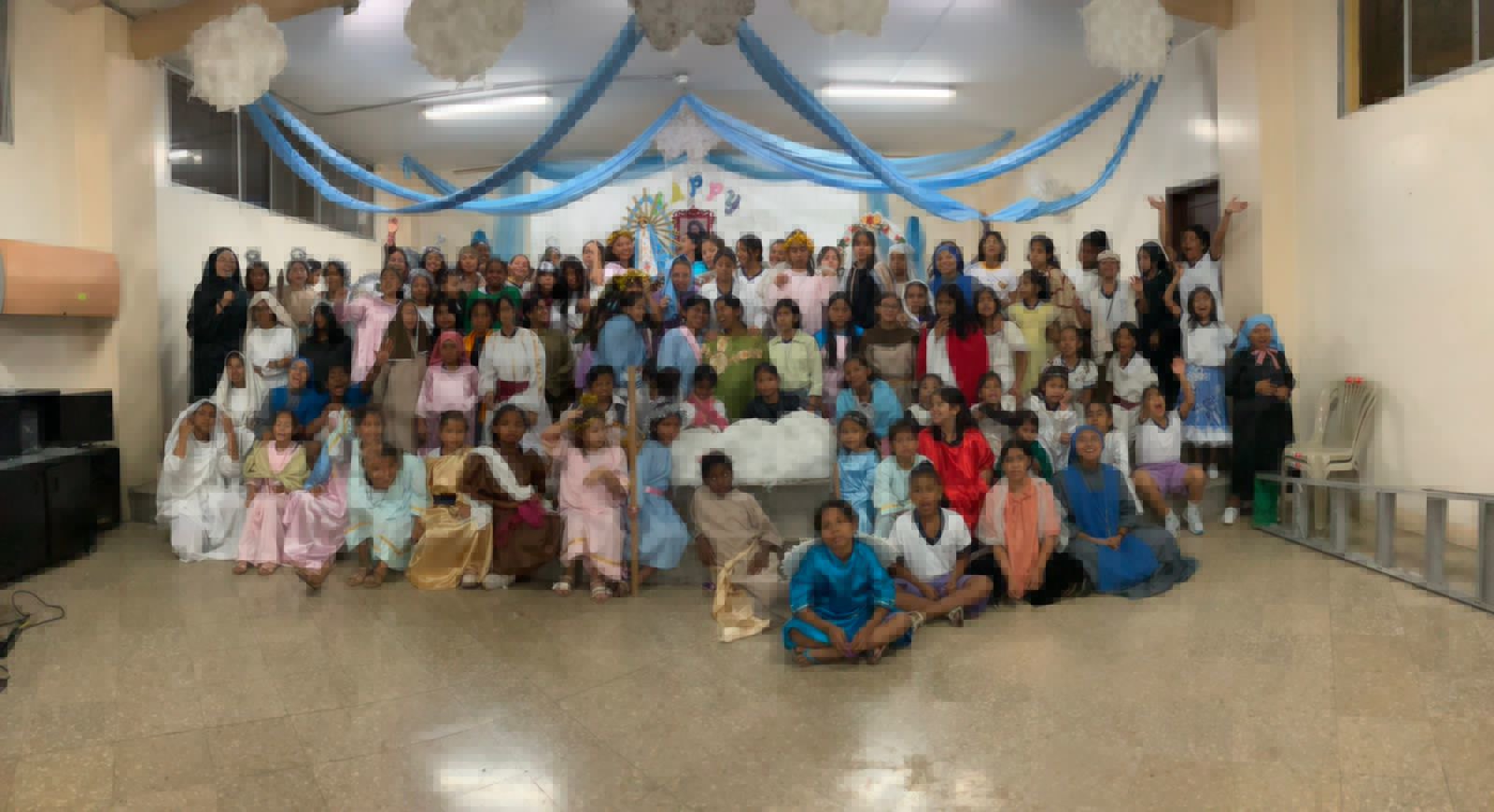 Ecuador - Día de todo los santos en el Hogar