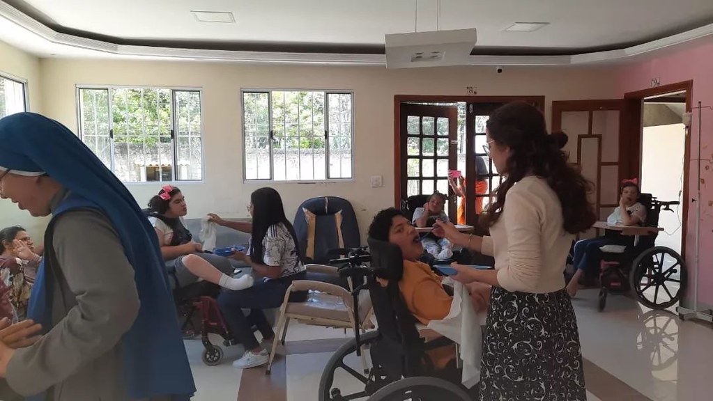 Brasil - Voluntariado de las Voces del Verbo en el Hogar y 3º aniversario del grupo