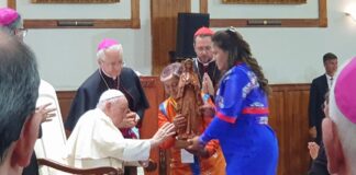 La Iglesia en Mongolia con las tres cosas blancas.